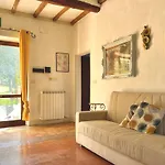 Agriturismo, Casa Borgo
