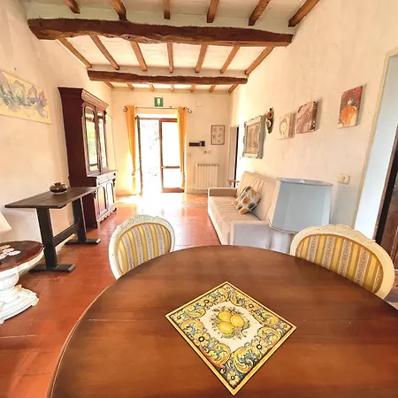 Apartament Agriturismo, Casa Borgo